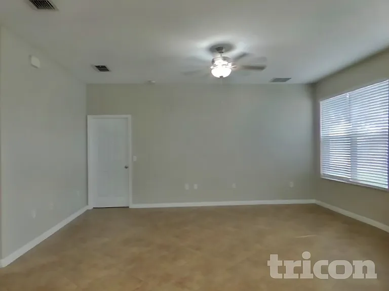 3491 Heath Dr — Photo 3