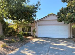 607 Acadia Dr, Petaluma, CA 94954