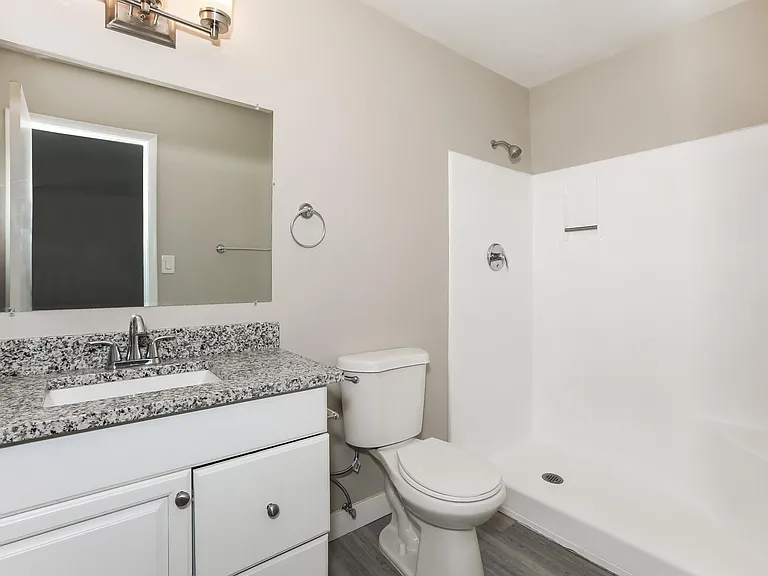 3430 S Oak St — Photo 14
