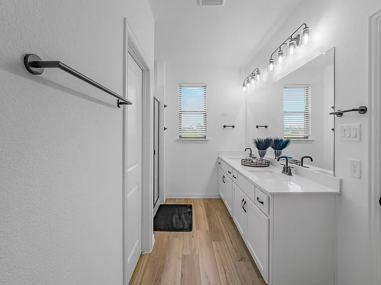 6539 Baritone Ct — Photo 8