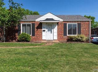 1047 Raisher Dr, Saint Louis, MO 63130