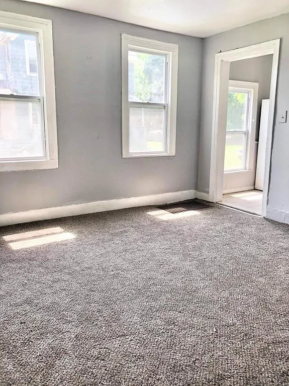 926 Sunset Ave — Photo 3