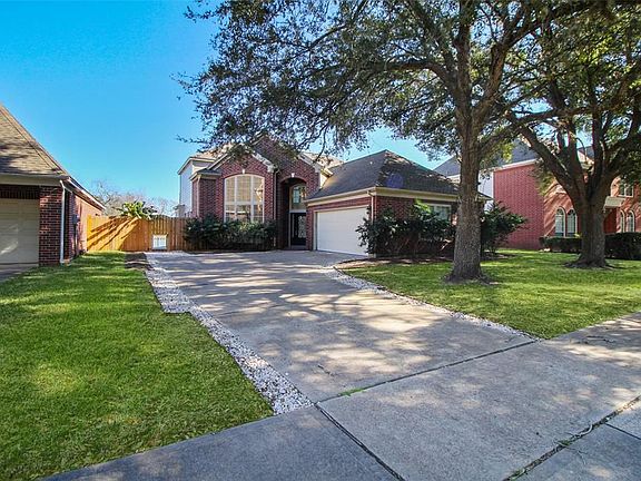 2nd image of 1619 Northshore Dr