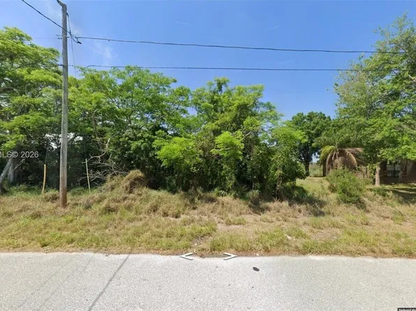 151 Jamison Ave, Lake Placid, FL 33852