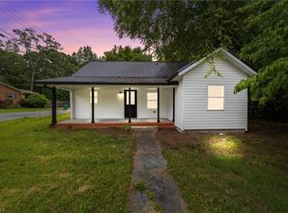 301 Rockspring Rd, High Point, NC 27262