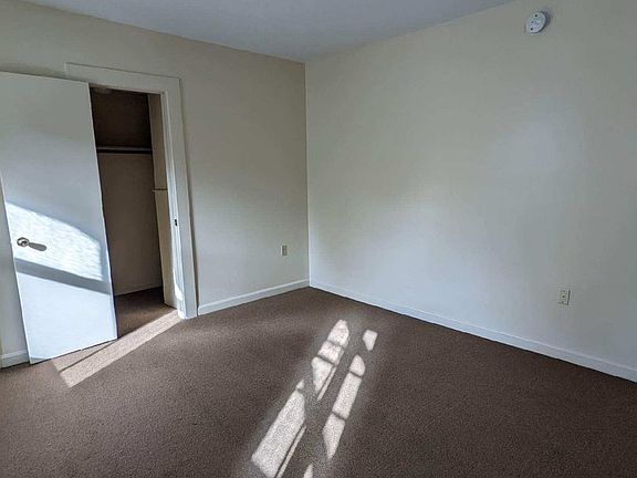 3rd image of 39 Taylor St #4