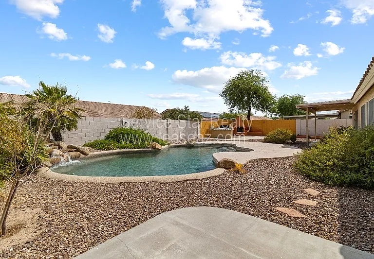 1502 E Maldonado Dr — Photo 11