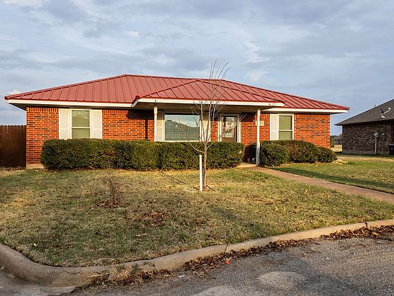 2nd image of 112 Tumbleweed Ct