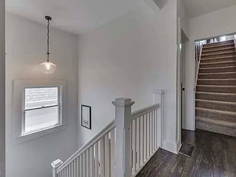 818 Parkway Ave — Photo 22