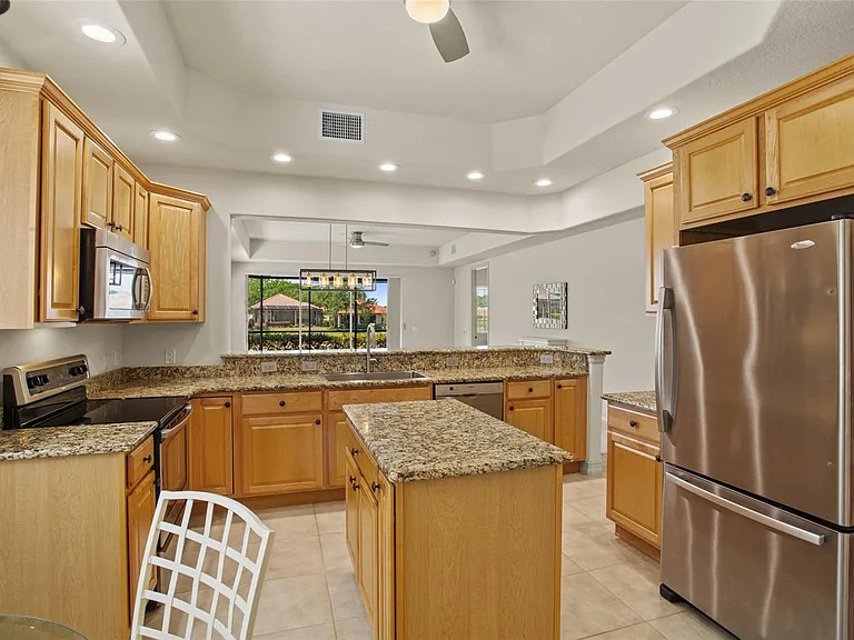 26207 Avenida Las Colinas — Photo 7