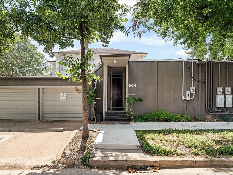 3318 Mount Vernon St — Photo 1
