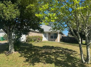 451 W Park Dr, Mary Esther, FL 32569