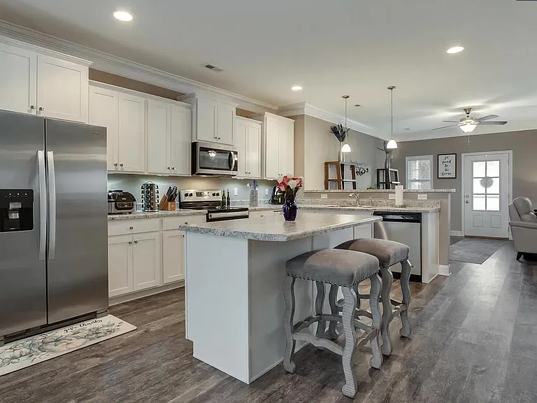 107 W Rarity Ridge Pkwy — Photo 8