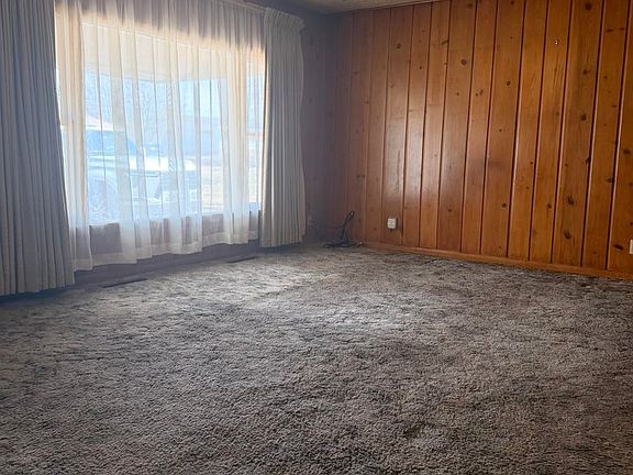 3rd image of 117 Pine St