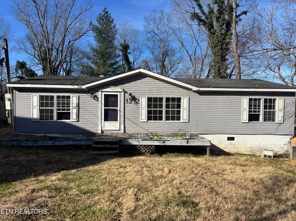 1352 Byrd Cir, Kingston, TN 37763