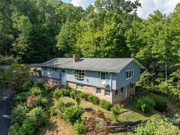 45 Mountain View Ave, Black Mountain, NC 28711