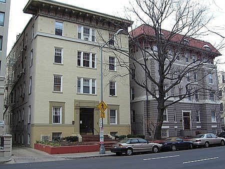 Barclay South Condominium
