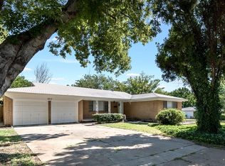 4713 Nadine Dr, Haltom City, TX 76117