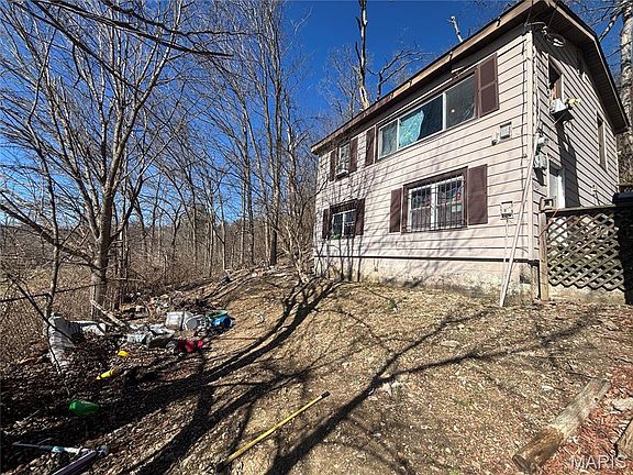 3rd image of 7029 Twin River Rd