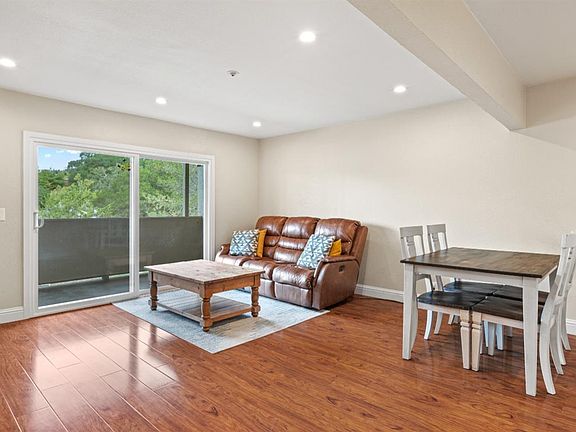 3rd image of 1453 Neotomas Avenue #202