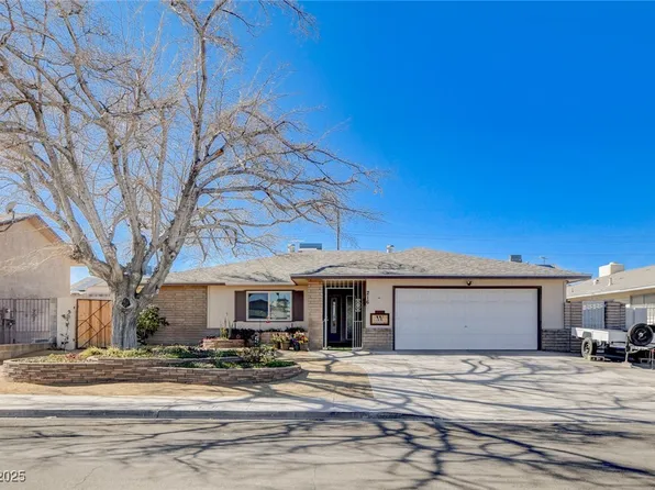 216 Candlelight St, Las Vegas, NV 89145