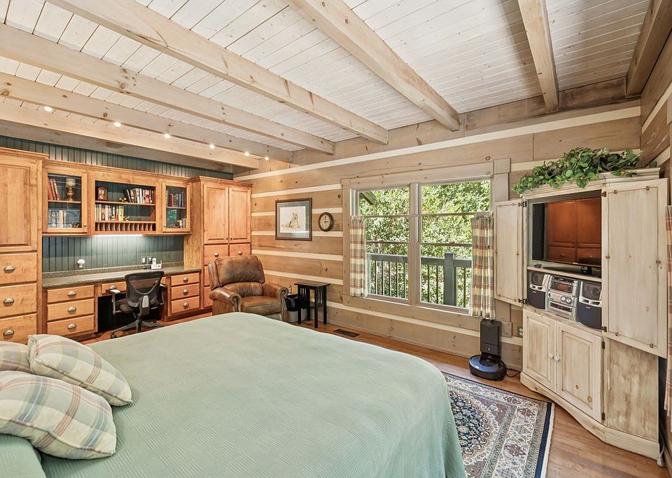 25th image of this home