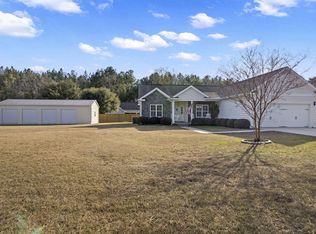 121 Edistodane Ln, Ridgeville, SC 29472