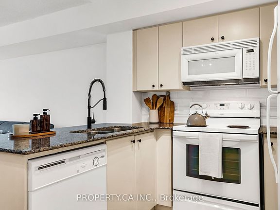 4th image of 18 Valley Woods Rd #711