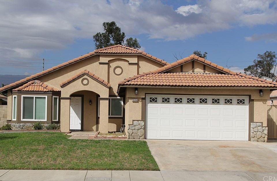1st image of 15350 Yew Ct