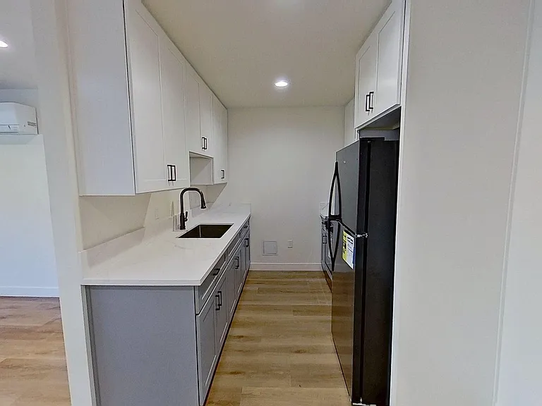 829 N Garfield St — Photo 24