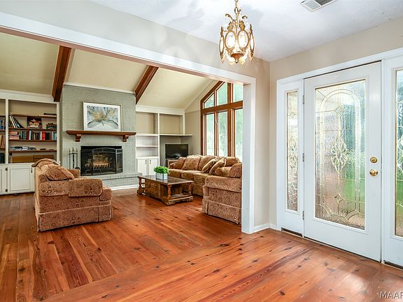 8th image of 11286 Old Pike Rd