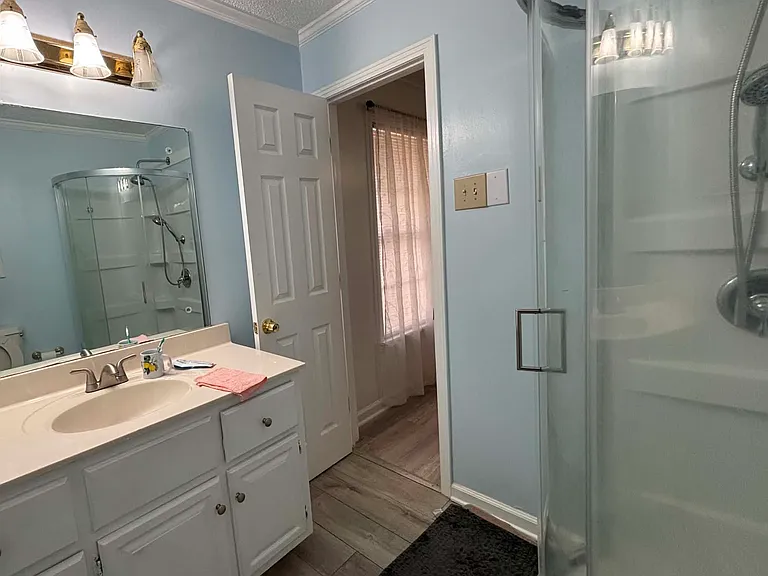 124 Vega Dr #A — Photo 11