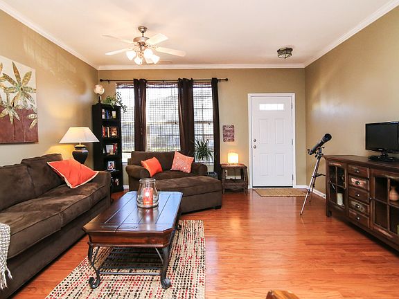 4th image of 164 Cedar Elm Rd
