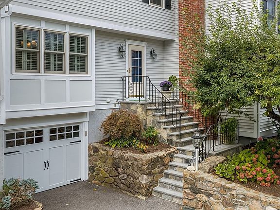 3rd image of 30 Pleasant St #30