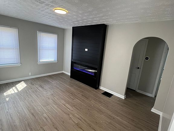 3rd image of 509 Tomlinson Dr