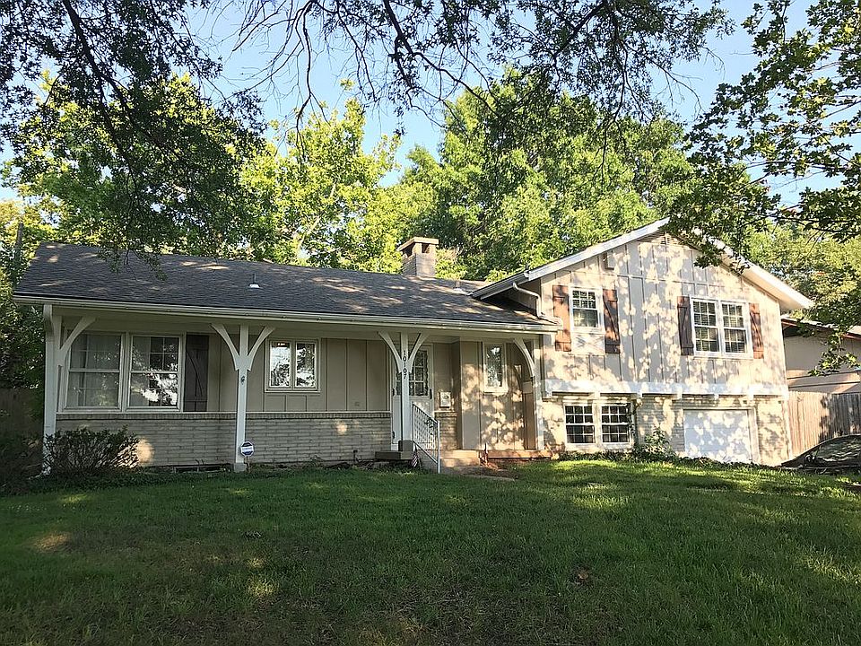 1st image of 10107 Forest Ave