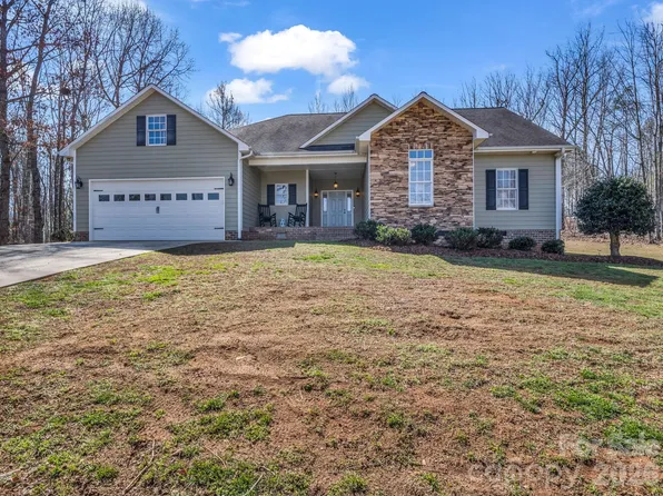 385 White Stone Dr, Bostic, NC 28018