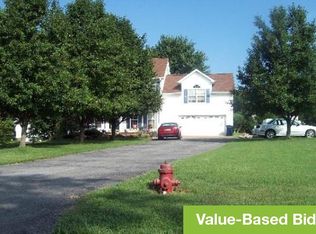 2120 Spring Lake Dr, Spring Hill, TN 37174