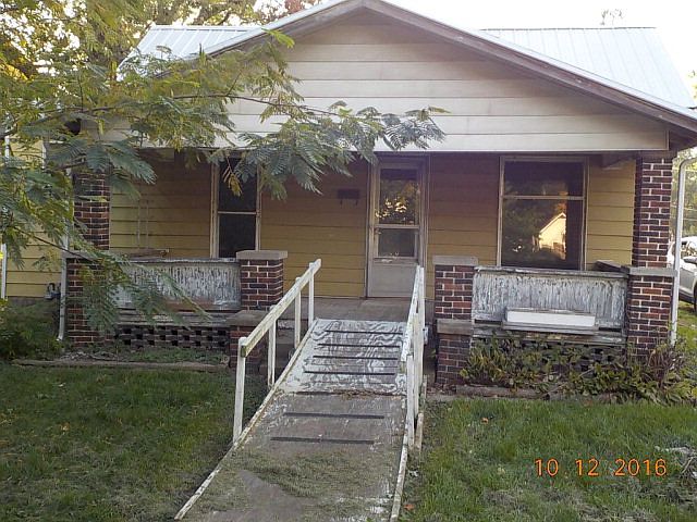1st image of 488 N Sandusky Ave