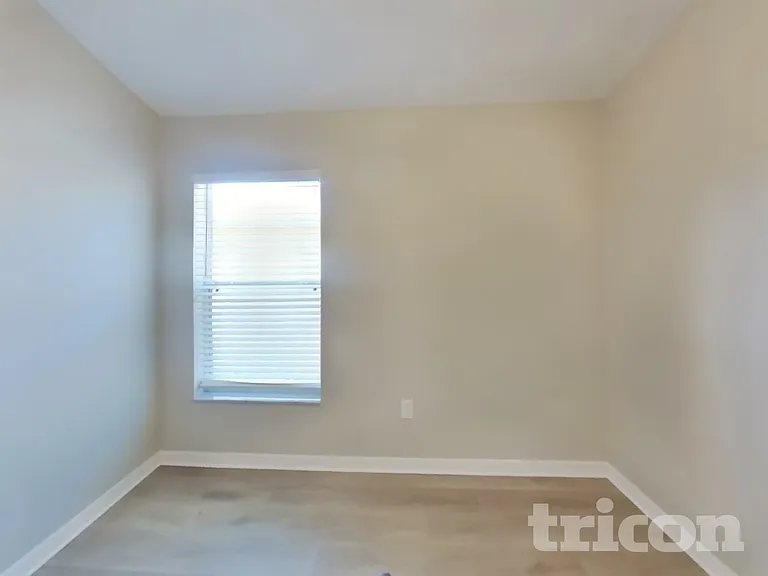 3921 Langdrum Dr — Photo 10