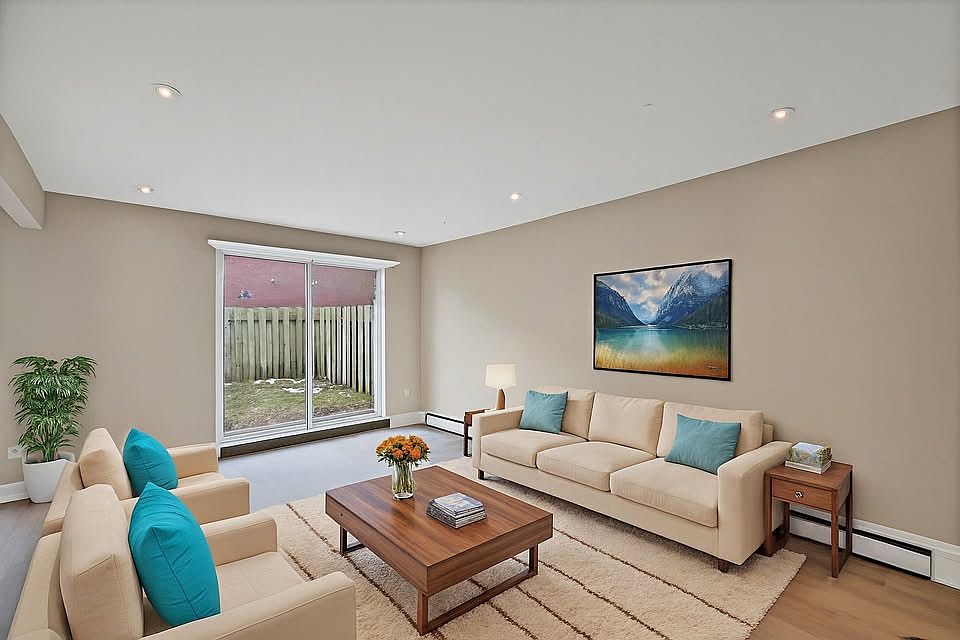 1st image of 2623 King St E #4