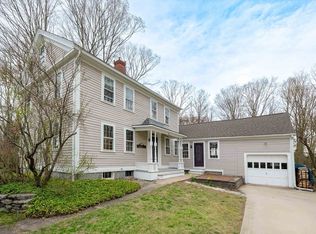 25 S Main St, Belchertown, MA 01007