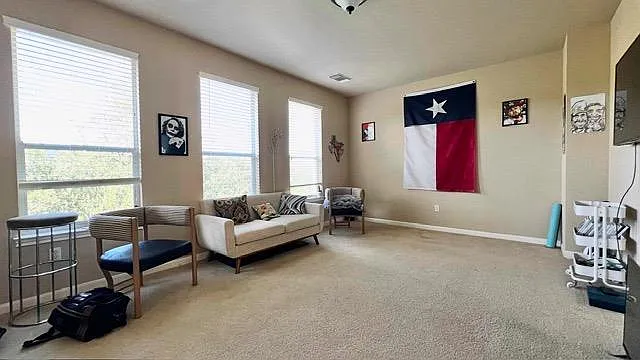 7908 Menler Dr — Photo 15