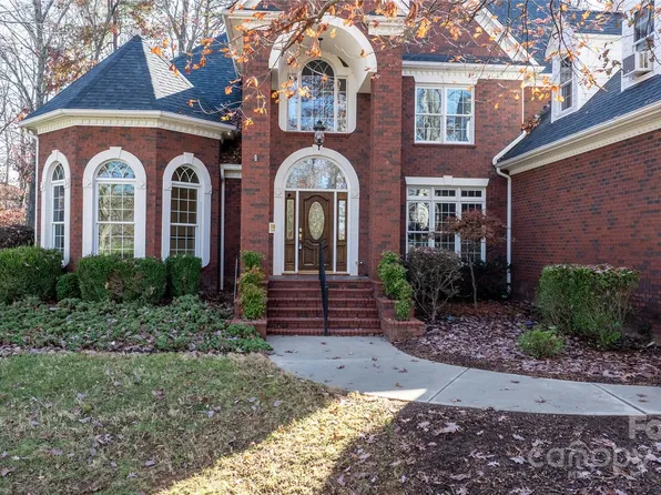 9133 Shorewood Pl, Belmont, NC 28012