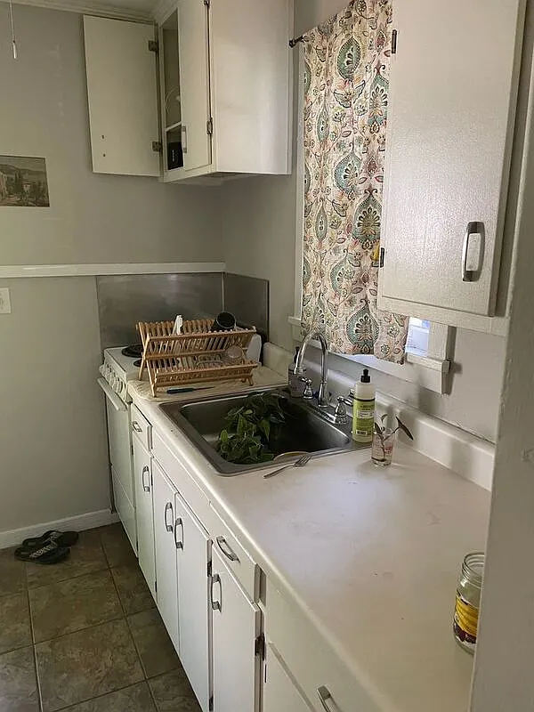 2 bed, 1.0 bath, 845 sqft, $1,700 — Photo 4