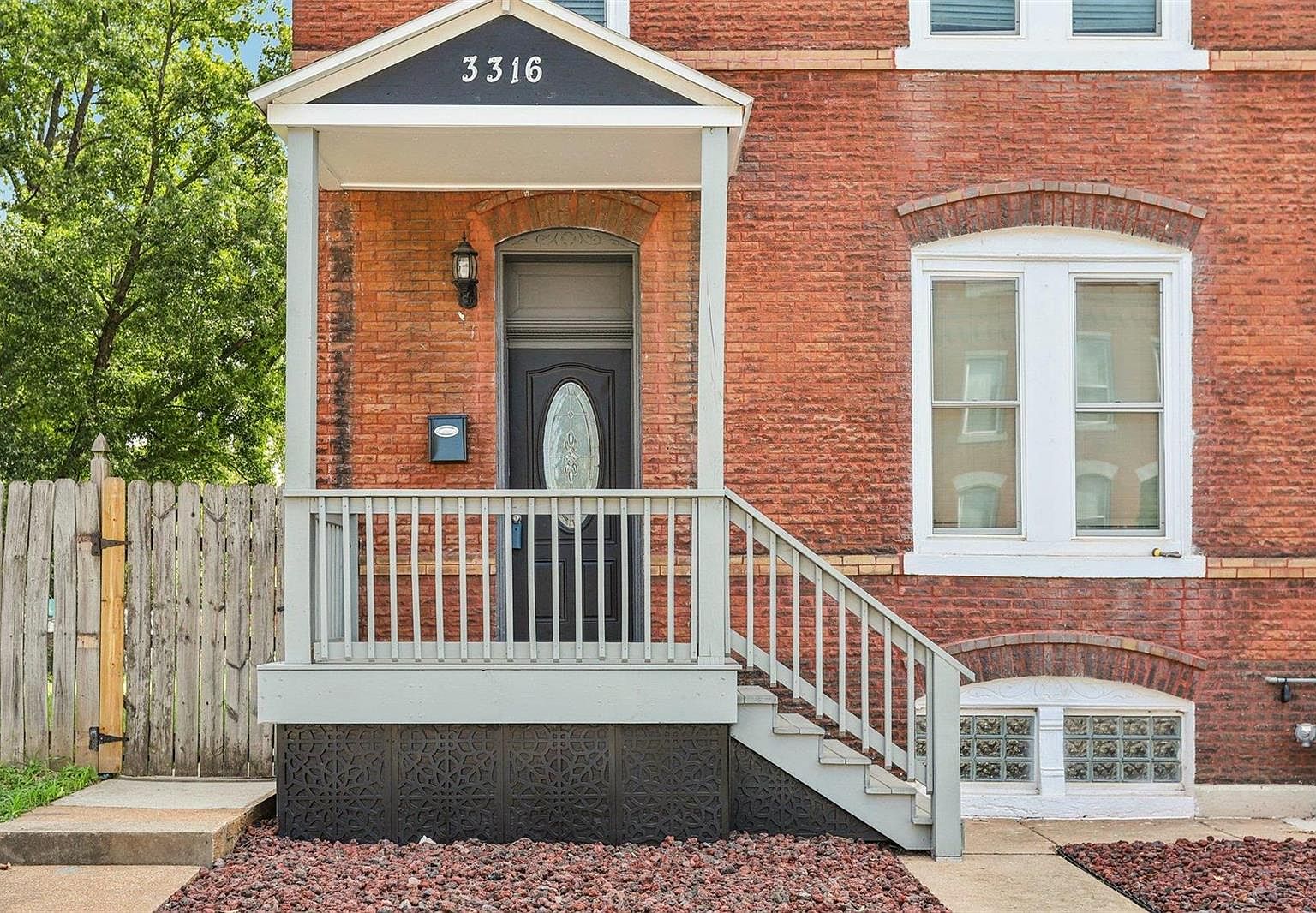 3314 Nebraska Ave, Saint Louis, MO 63118 | Zillow