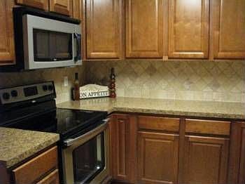 5th image of 2848 Tanglewood Blvd