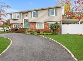 144 Lenox Rd, West Babylon, NY 11704