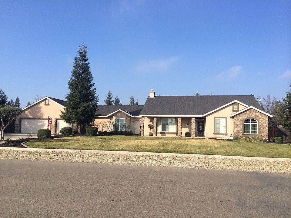 1st image of 5080 Queen Elizabeth Dr