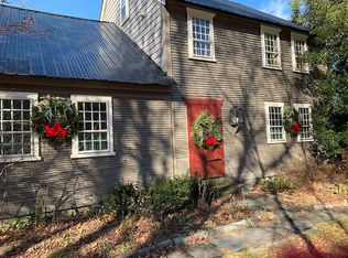 142A Old Plainfield Pike, Foster, RI 02825